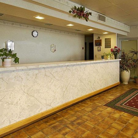 Knights Inn Rantoul Bagian luar foto