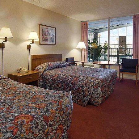 Knights Inn Rantoul Ruang foto